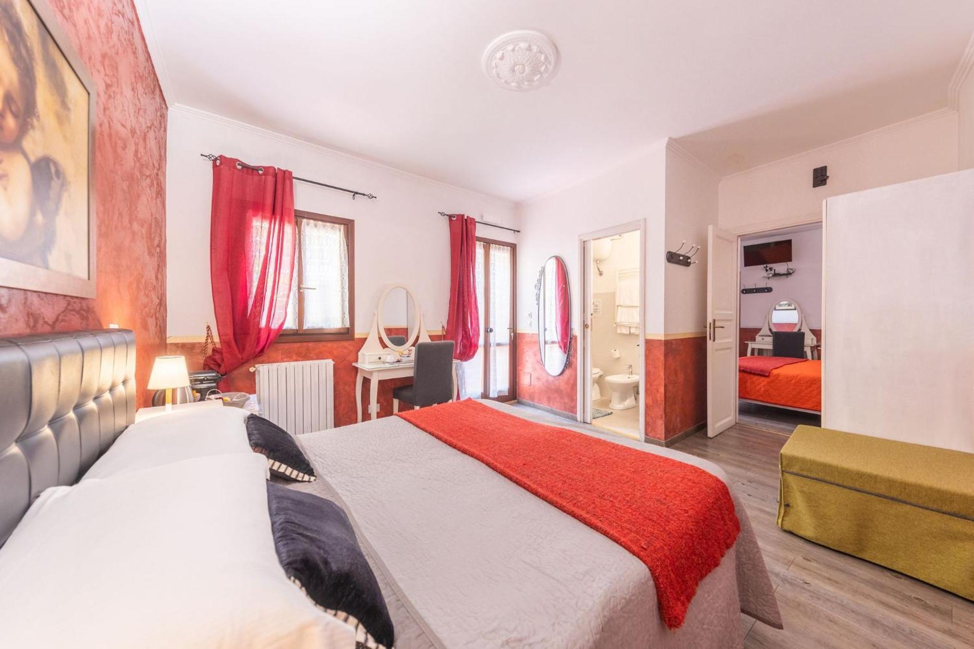 Room In Bb - Family Room In History House Rome Bagian luar foto